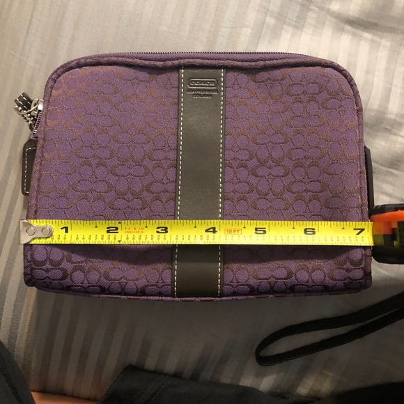 Coach cosmetics bag - Picture 2 of 6